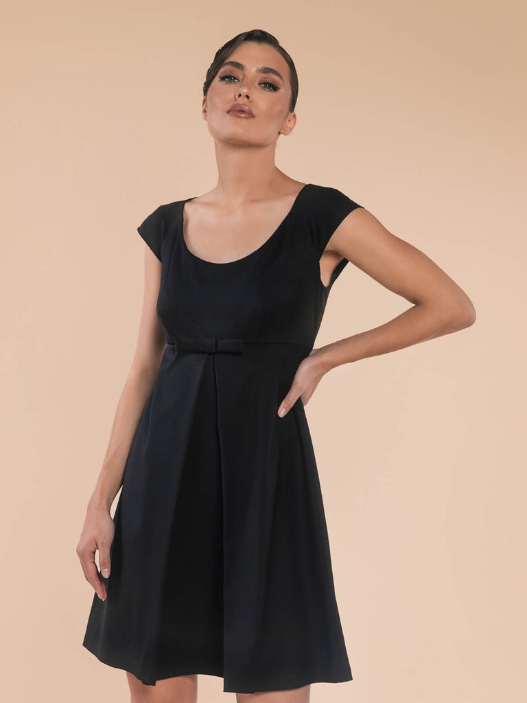 czarna sukienka mini