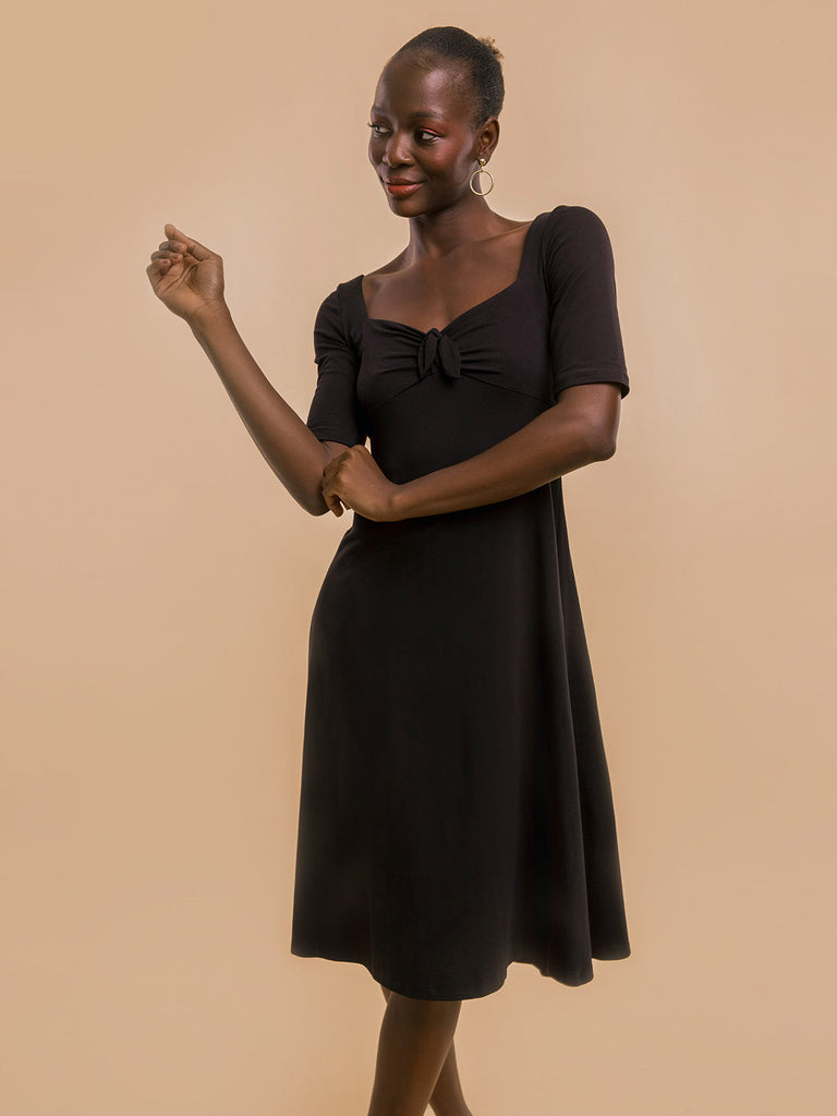 czarna bawełniana sukienka midi
